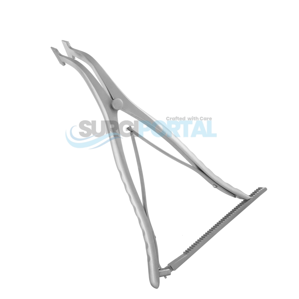 Fenestrated-Blade-Landon-Vaginal-Retractor.png